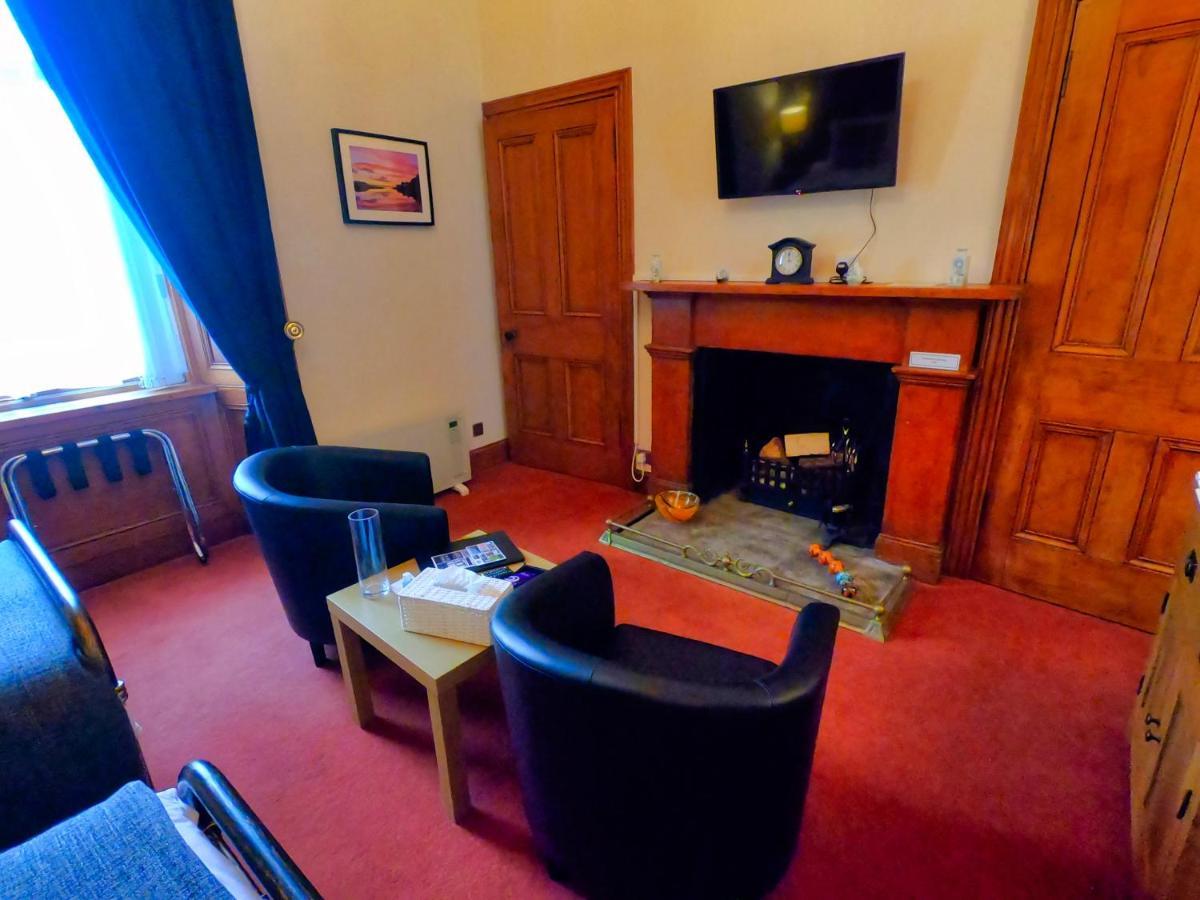 Gowanlea Heights Bed & Breakfast Кембелтаун Екстериор снимка